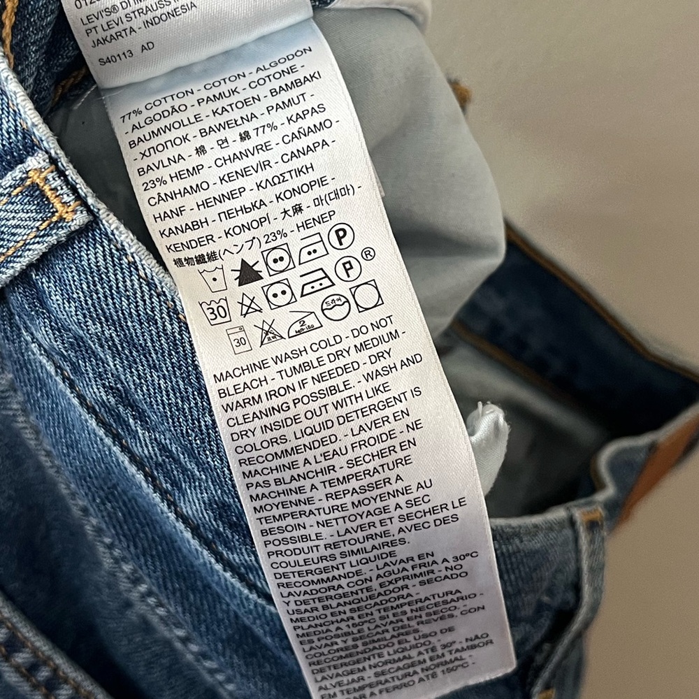 Levi’s Women’s High Loose Medium Wash Wide Leg Jeans Size 27 - Picture 7 of 8